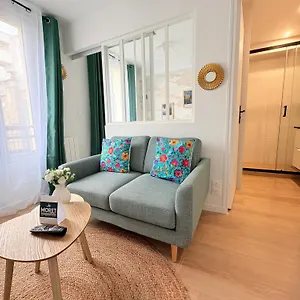 Moret Art Flats Trendy East , París Francia